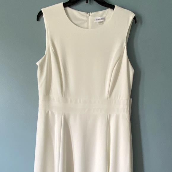 Calvin Klein Dresses & Skirts - NWT Calvin Klein off-white sleeveless dress Sz 14